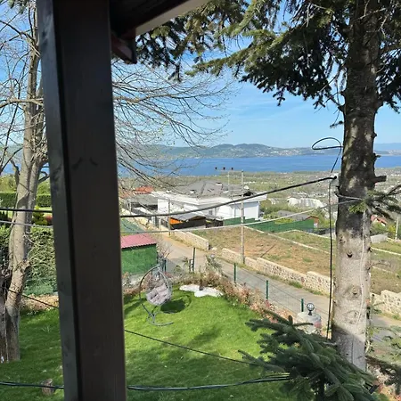 Gueler Bey Konagi Villa Dilekli