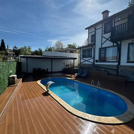 Gueler Bey Konagi Villa *