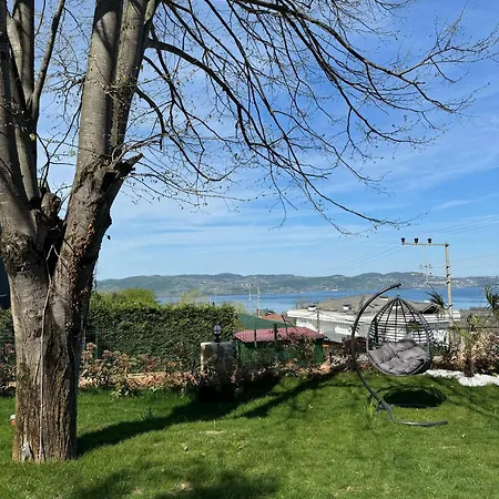 Gueler Bey Konagi Villa Dilekli
